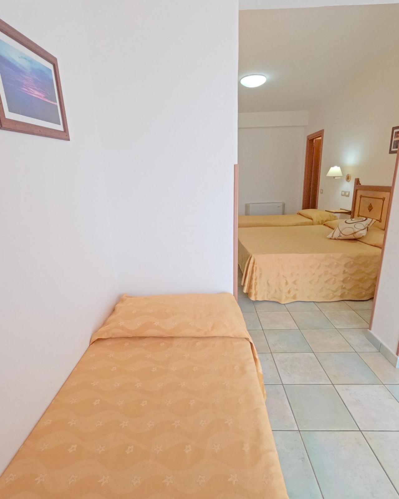 Hotel La Playa Cala Gonone Extérieur photo