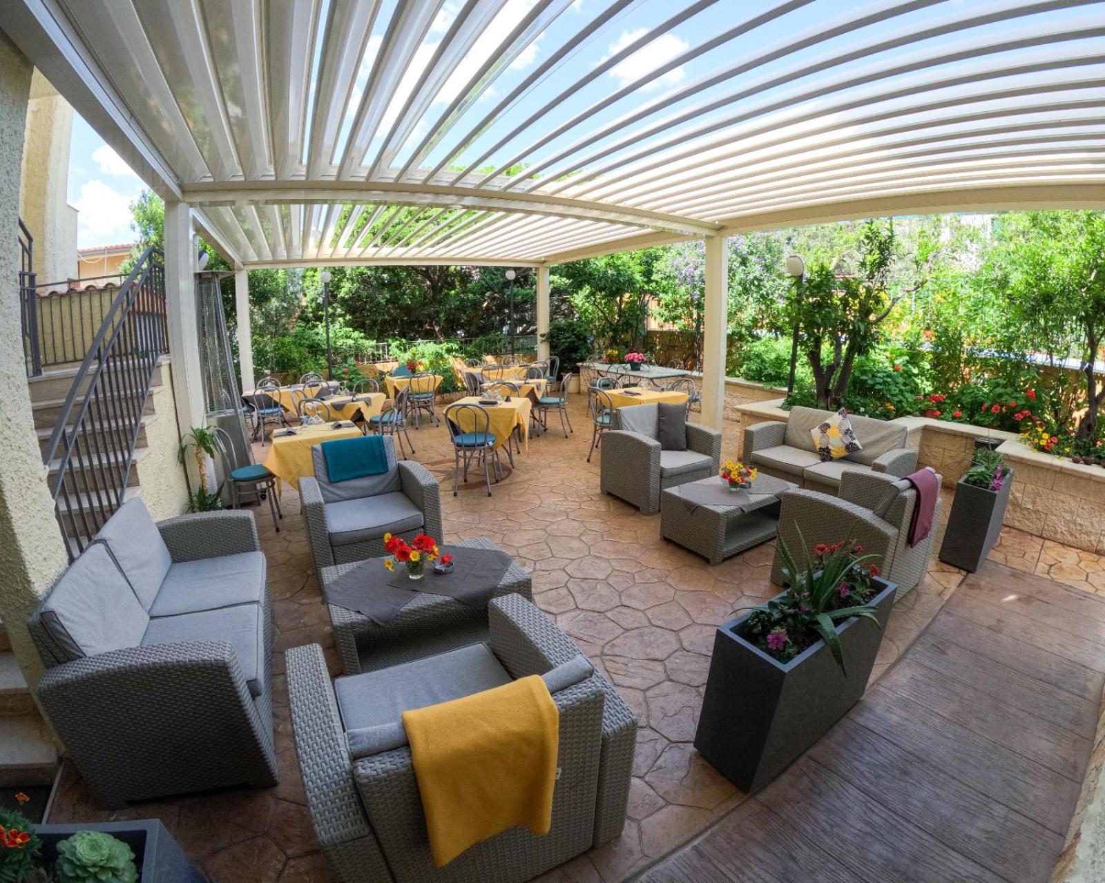 Hotel La Playa Cala Gonone Extérieur photo