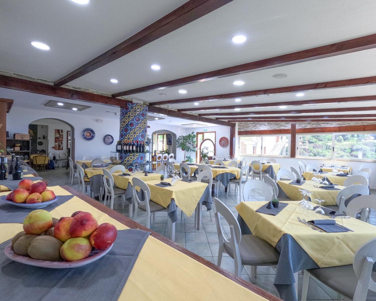 Hotel La Playa Cala Gonone Extérieur photo